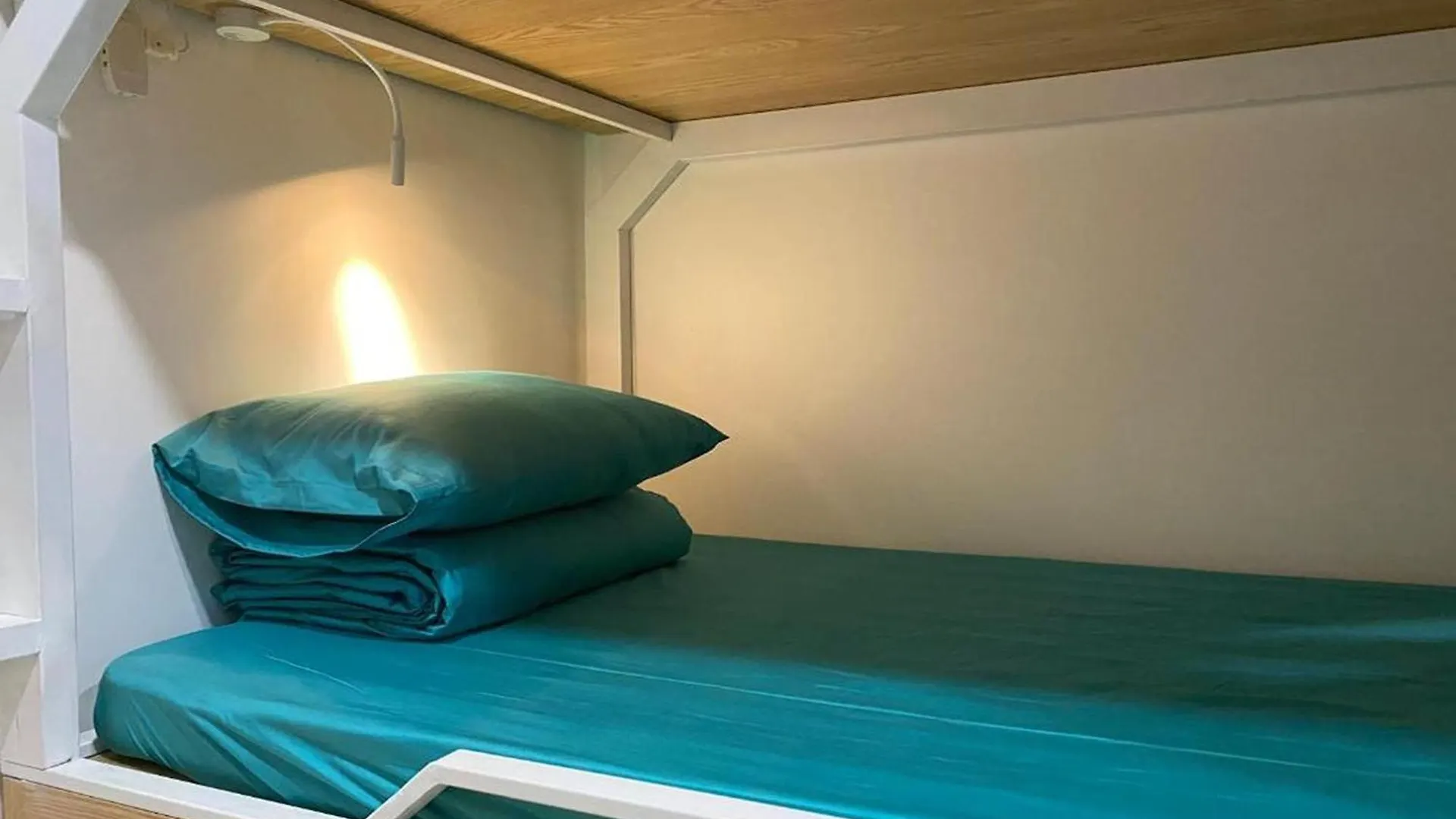 Blue-S Hotel & Apartment Da Nang Vietnam